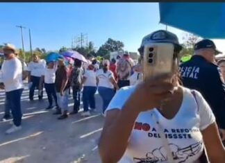 Maestros disidentes en Chetumal se niegan en regresar a clases