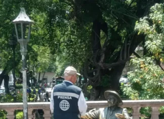 Poder Público / Pito Pérez cuestiona la inseguridad en Michoacán.