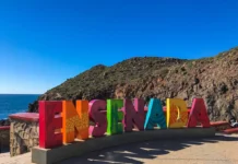 Palabras Más / Ventana al mar