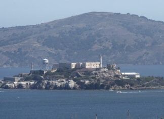 Trump anunció reapertura de prisión de Alcatraz, con el fin de albergar a delincuentes más violentos