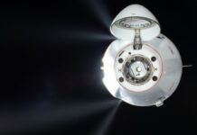 Llega a California cápsula de SpaceX con experimentos de la EEI