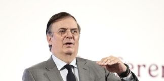 Palabras Más / ¡SRE para Ebrard!