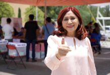 Emite su voto alcaldesa de Tecámac en esta histórica elección