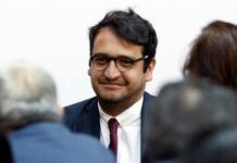 Se Comenta Solo Con / Espejito, Espejito