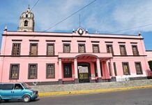 Auxilia Protección Civil a Heridos en Choque de Unidad de Transporte Público