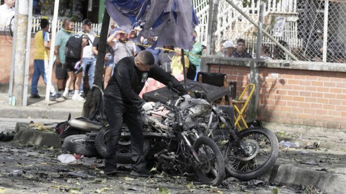 Al menos una persona muerta y varias heridas por explosión de bombas en Cali, Colombia