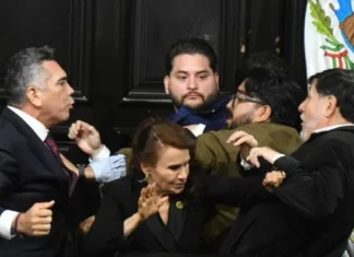 Fernández Noroña, anunció que denunciará a “Alito” Moreno tras altercado que protagonizaron
