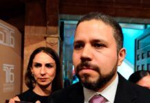 Poder Público / Josué Mejía, fiel defensor de derechos humanos.