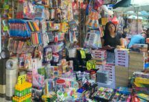 Comienza la carrera por compra de útiles escolares