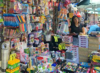 Comienza la carrera por compra de útiles escolares