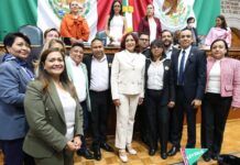Entrega Congreso del Edomex a Tecámac Placa Conmemorativa por los 200 de la Creación del Municipio