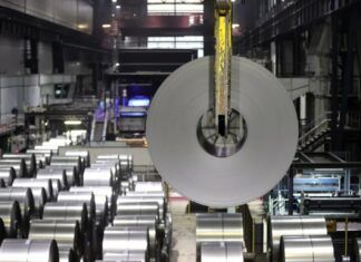 Eliminan beneficios fiscales a dos empresas en México por irregularidades en importar acero