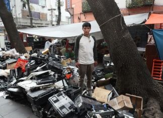 Vecinos desalojados del Centro Histórico de la CDMX acusaron violaciones a sus DDHH