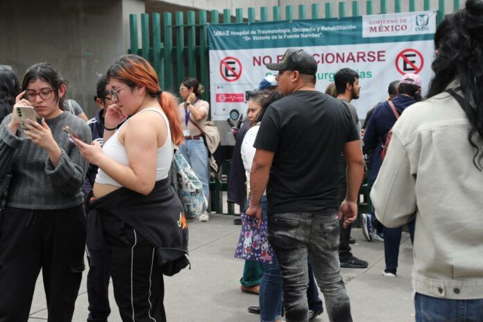 Asciende a 21 el número de muertos por explosión de camión de gas en Ciudad de México