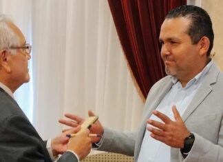 ¿Ignorante y traidor?