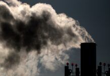 Niveles de CO2, causante del calentamiento global, aumentaron hasta nuevo récord