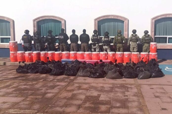 ejercito-y-guardia-nacional-aseguran-mas-de-17-toneladas-de-metanfetamina-en-zacatecas-2-1024x680