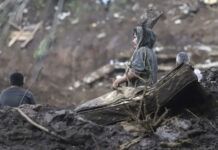 Suman 80 muertos por lluvias en el país