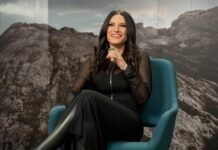 Laura Pausini presenta disco en homenaje a artistas latinos