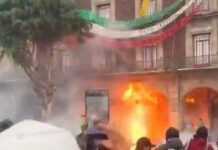 Marcha del 2 de octubre se tornó violenta a la llegada de manifestantes al Centro Histórico de CDMX