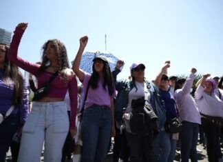 Miles de personas marcharon para pedir por los derechos de la mujer y la vida