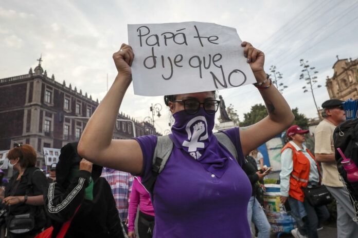Miles de mexicanas urgen frenar la violencia feminicida en el país: