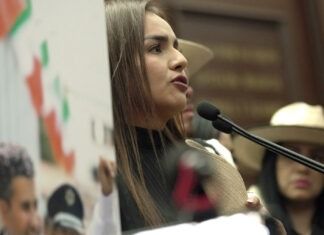 Grecia Quiroz registra como marca el Movimiento Independiente del Sombrero