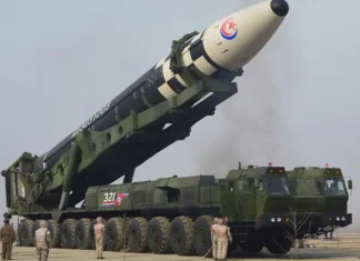 Corea del Norte lanza un misil balístico tras tensiones por sanciones de EUA