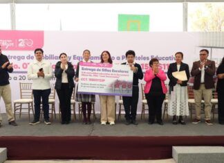 Presencia Rosi Wong Desfile de la Conmemoración de la Revolución Mexicana