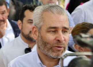Poder Público / Al gobernador Ramírez Bedolla le dieron un zape por tarugo