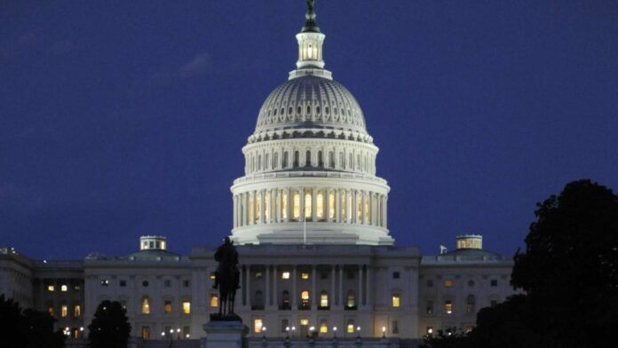 congreso-de-eeuu-aprueba-acuerdo-y-pone-fin-a-43-dias-de-cierre-de-gobierno-1536x864