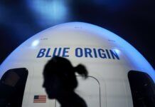Blue Origin anuncia planes para desarrollar su cohete más potente y acercarse a SpaceX