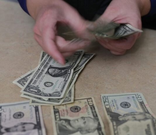 UIF refuerza cerco al lavado de dinero con criptomonedas y contrabando de azúcar