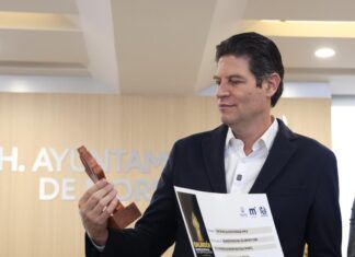Poder Público / Robustecer a las corporaciones municipales pidió Poncho a Harfuch
