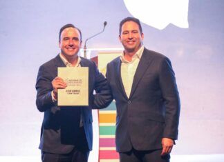 Opinión / Se corona con todo: Javier