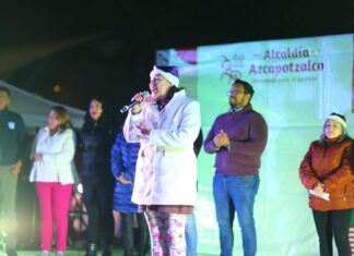 Inauguran mega pista de hielo en Azcapotzalco