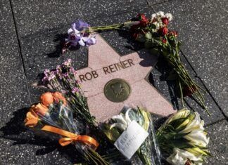 Hijo de Rob Reiner comparece por primera vez en tribunal de EU tras asesinatos