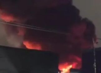 Se registró fuerte incendio en fábrica de colchones en Ixtapaluca