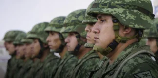 Pemex despliega 5 mil 800 militares contra el robo de gas; refuerza vigilancia en ductos