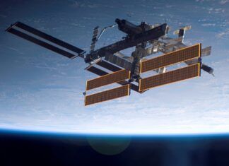 Tripulación de la Estación Espacial Internacional regresará a la Tierra