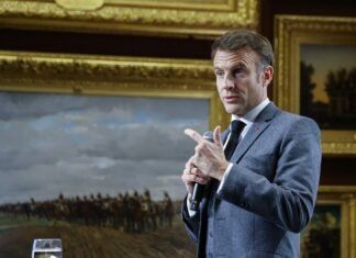 Macron confirmó ejercicios militares conjuntos con Dinamarca en Groenlandia