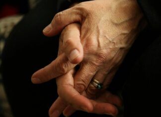 Osteoartritis afecta al 60% de mexicanos y empeora con el frío: especialistas