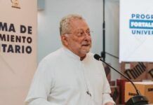 Vinculan a proceso a exrector de UACam por delitos contra la salud