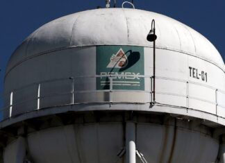 Sheinbaum fija meta de 1.8 millones de barriles diarios para fortalecer la soberanía energética