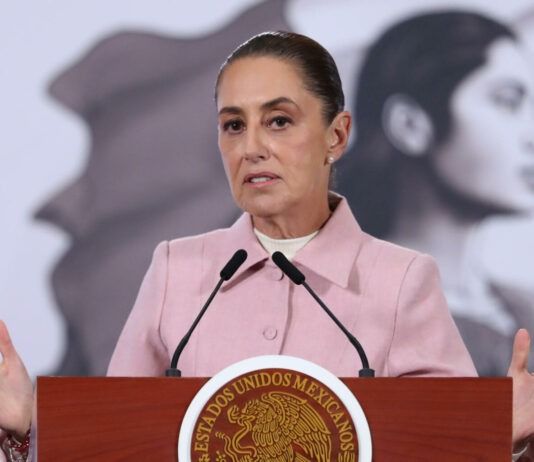 Palabras Más / ¿Verdad por decreto?