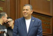 Poder Público / Juan Barragán, hipócrita, ignorante, mitómano y un títere mal hecho: Yankel