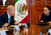 Sheinbaum se reúne con el embajador de EU, Ronald Johnson, en Palacio Nacional