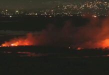 Incendio en Nezahualcóyotl, Edomex, provoca humo hasta CDMX en plena contingencia ambiental