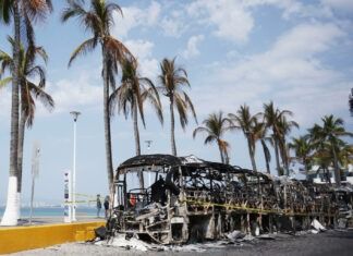 Durante operativo contra «El Mencho» al menos 200 tractocamiones fueron atacados