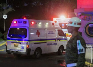 Suman más de 60 fallecidos por accidente de avión militar en Colombia